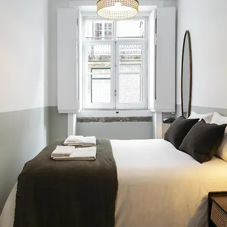 Downtown Flat With Design And Comfort At Downtown, 3rd-floor No Lift * Lisbon