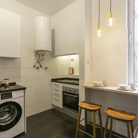 Apartamento Downtown Flat With Design And Comfort At Downtown, 3rd-floor No Lift *