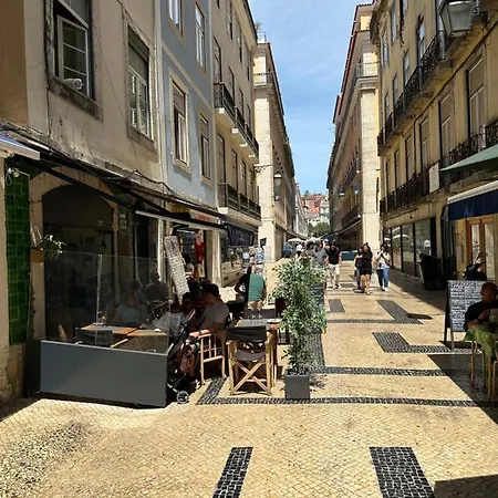 Downtown Flat With Design And Comfort At Downtown, 3rd-floor No Lift شقة *