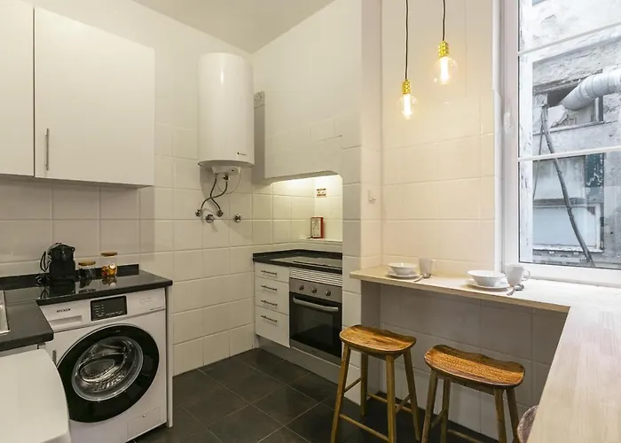 아파트 Downtown Flat With Design And Comfort At Downtown, 3rd-floor No Lift *