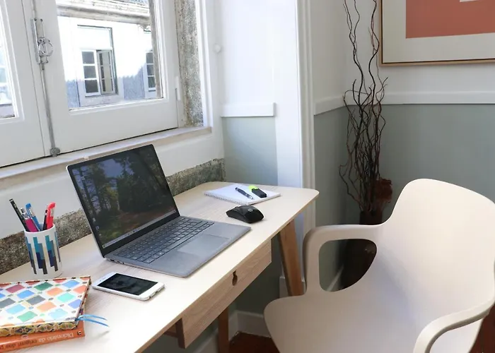 아파트 Downtown Flat With Design And Comfort At Downtown, 3rd-floor No Lift *