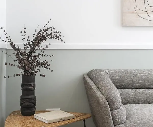 Downtown Flat With Design And Comfort At Downtown, 3rd-floor No Lift * 리스본