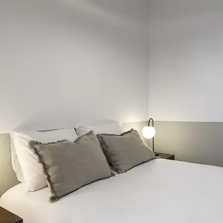 Lägenhet Downtown Flat With Design And Comfort At Downtown, 3rd-floor No Lift