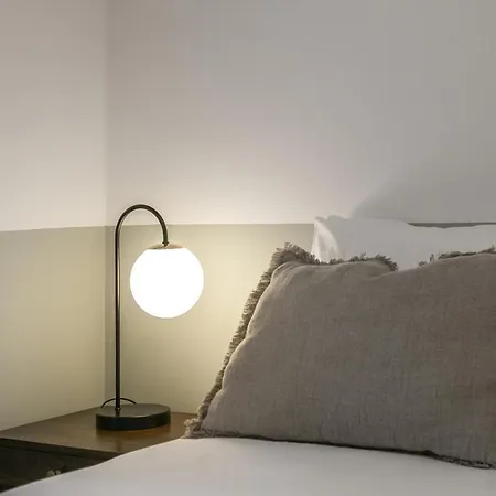 Downtown Flat With Design And Comfort At Downtown, 3rd-floor No Lift Lägenhet
